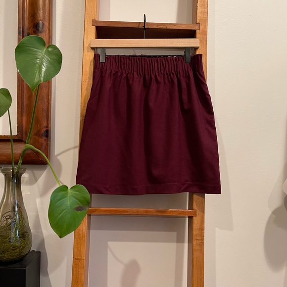 J. Crew Factory SZ 4 Burgundy Pull On Mini Skirt! - Picture 4 of 12